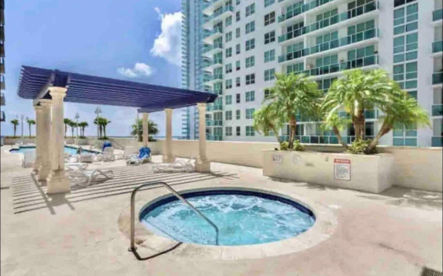 *Luxurious Highrise 2Brcondo Brickell- Waterviews* Miami Kültér fotó